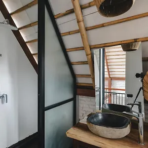 sanctuary-villas.ubudhotelsnow.com/